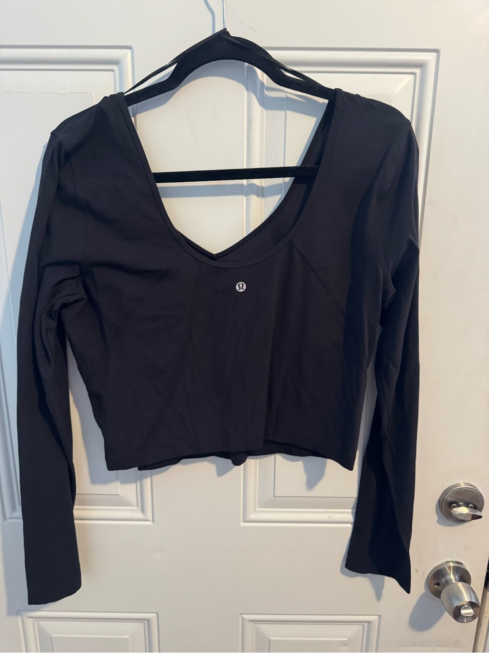 lululemon athletica Black V-Neck Long Sleeve Crop Top